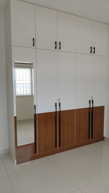 Room in  Apartment at Avalon Park At The Prestige City, Sarjapur Road – for Rent