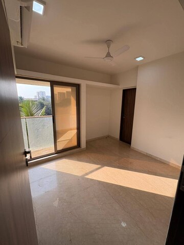 Room in 2 BHK Apartment at Platinum Prive, Andheri West – for Rent