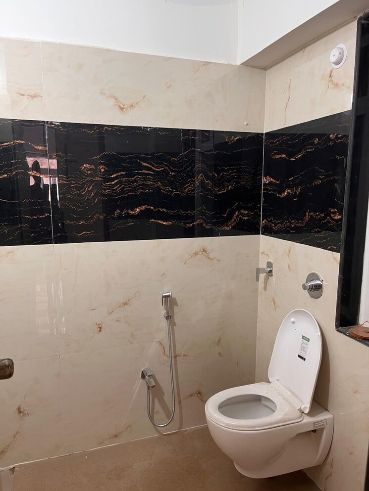 Bathroom, goregaon west Pg For Boys & Girls In Goregaon West 9727499