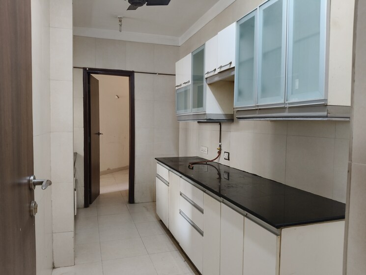 Kitchen, lokhandwala-whispering-palms-xxclusives 3 Bedroom 1830 Sq.Ft. Apartment In Kandivali East Mumbai 9727593