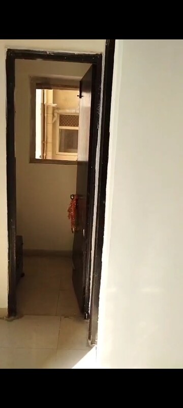 Building Lobby in 1.5 BHK Apartment at Signature The Serenas, Sohna Sector 36 – for Rent