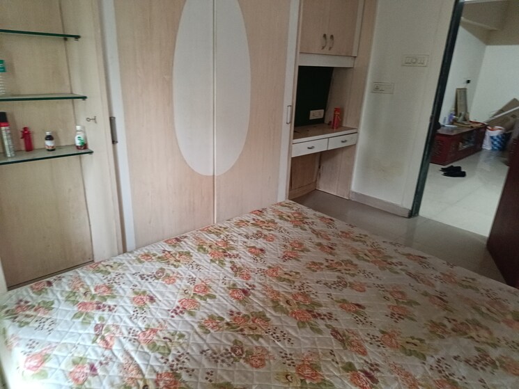 Room, malad west Pg For Girls In Malad West 9727558