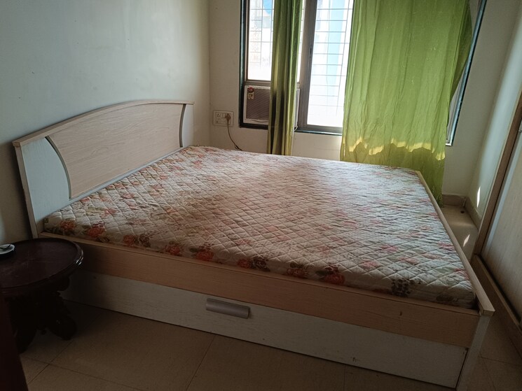 Room, malad west Pg For Girls In Malad West 9727558