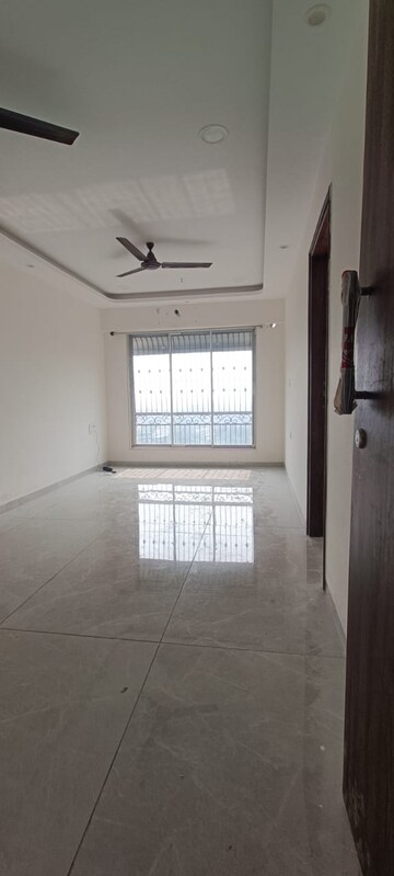 2 BHK Apartment For Rent in Adityaraj Gateway, Ghatkopar East