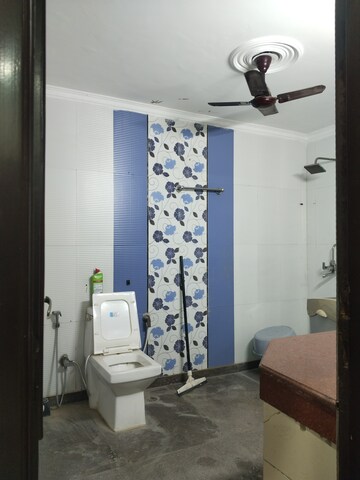 Bathroom in 3 BHK Builder Floor at Sector 35 – for Rent