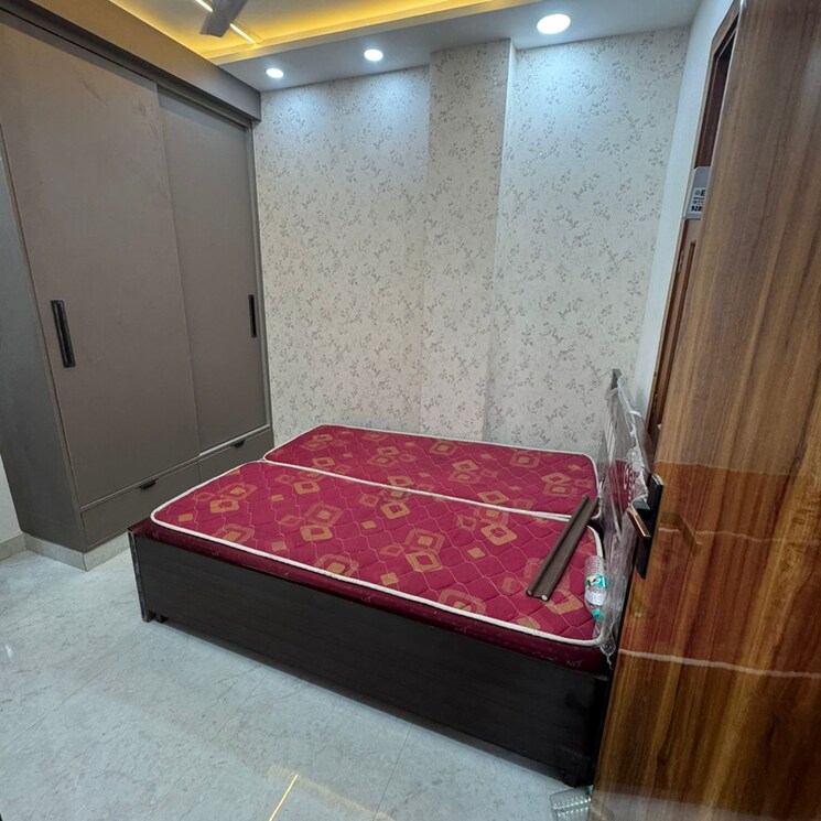 Bedroom, mansa ram park 1 Bedroom 40 Sq.Yd. Builder Floor In Mansa Ram Park Delhi 9727708