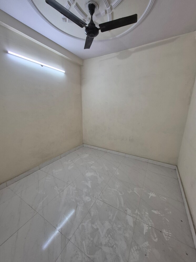 undefined, mayur vihar 2.5 Bedroom 750 Sq.Ft. Builder Floor In Mayur Vihar Delhi 9727763