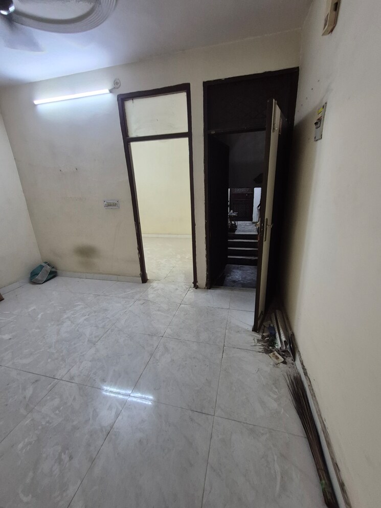 undefined, mayur vihar 2.5 Bedroom 750 Sq.Ft. Builder Floor In Mayur Vihar Delhi 9727763