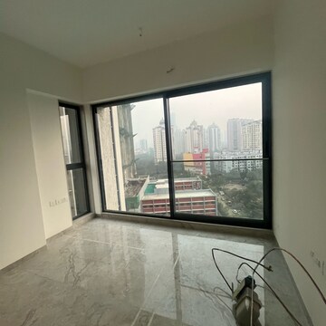 Room in 3 BHK Apartment at Viceroy Savana, Khatau Estate – for Rent