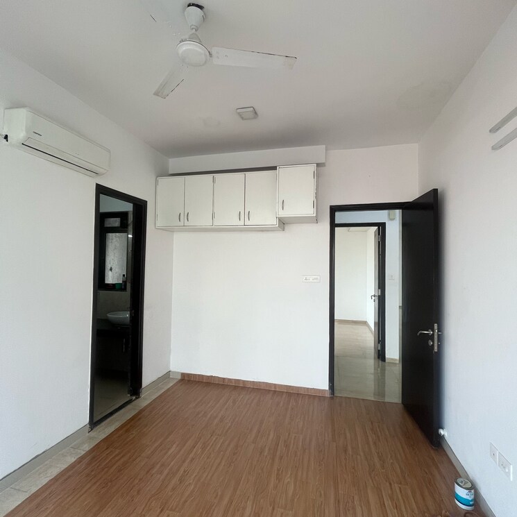 Room, cci-rivali-park-wintergreen 3 Bedroom 1201 Sq.Ft. Apartment In Magathane Mumbai 9727803