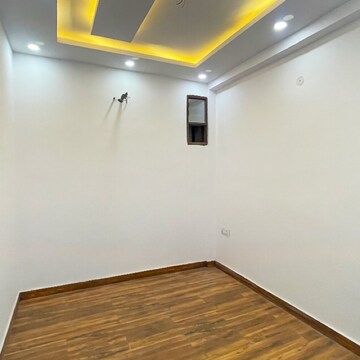 Room in 3 BHK Builder Floor at Dwarka – for Sale