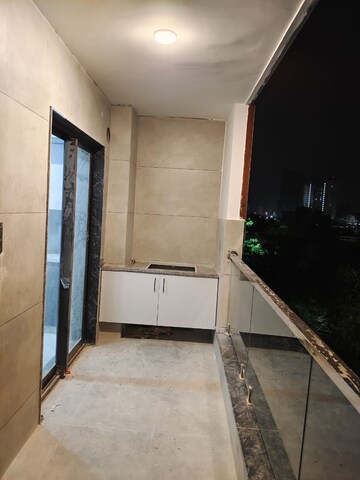 Balcony in 3 BHK Builder Floor at Sector 57 – for Rent