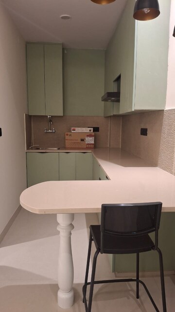 Master Bedroom in 1 BHK Builder Floor at Sector 42 – for Rent