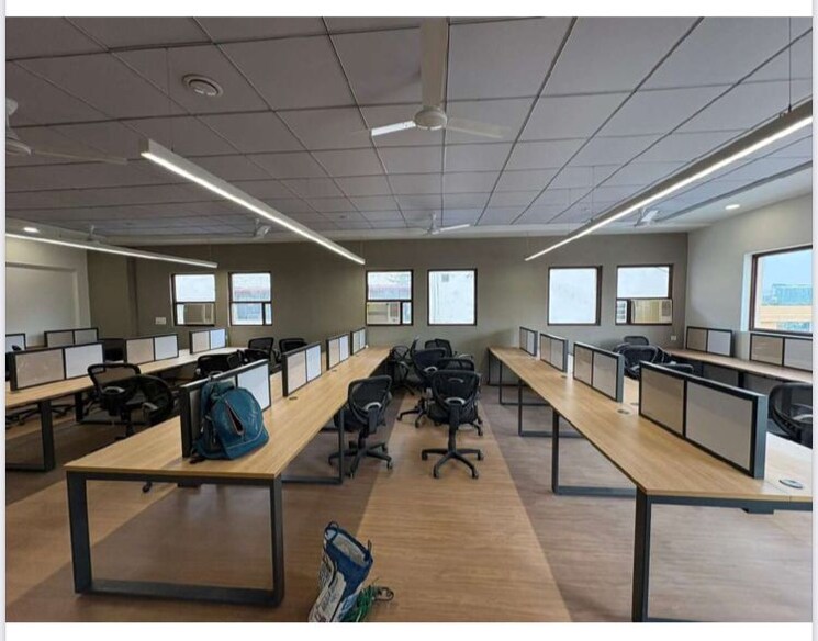 Floor Plan, sector 66 Commercial Office Space 4000 Sq.Ft. In Sector 66 Noida 9727942