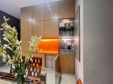 Furnished Amenities in 3 BHK Apartment at Mahalakshmi Sindhi Colony – for Sale