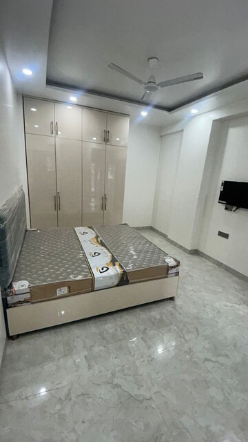 Bedroom in 1 BHK Builder Floor at Sector 31 – for Rent