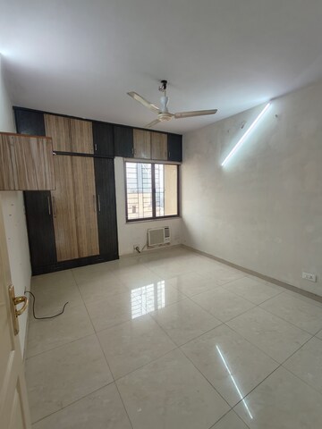 Master Bedroom in 3 BHK Apartment at Jasmine Tower, Vasant Vihar – for Rent