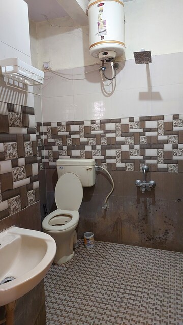 Bathroom in 1 BHK Independent House at Koramangala – for Rent