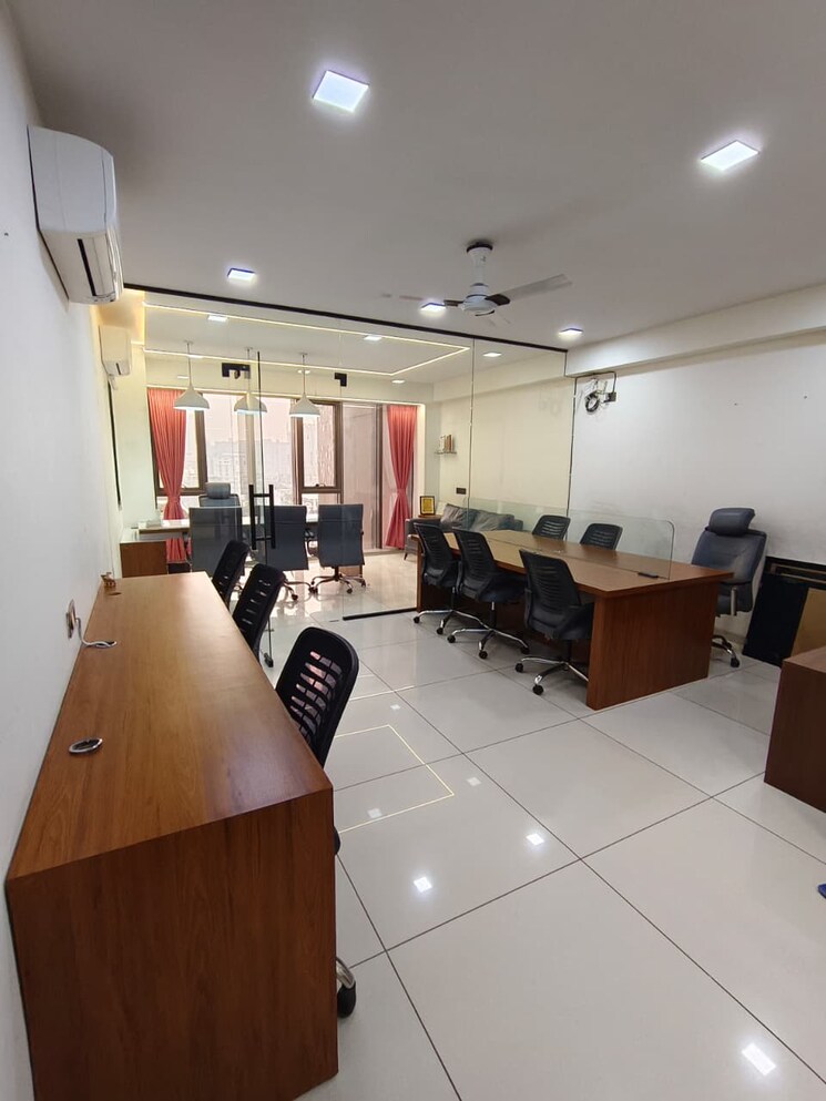 Team Area, binori-b-square-3 Commercial Office Space 755 Sq.Ft. In Bodakdev Ahmedabad 9728019