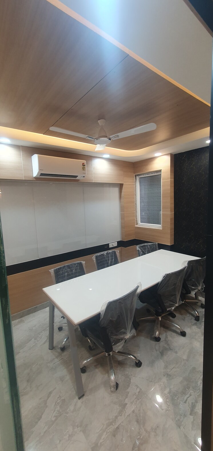 Team Area, sector 3 Commercial Office Space in IT/SEZ 1800 Sq.Ft. In Sector 3 Noida 9728103