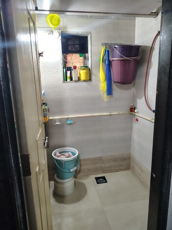 1 RK Flat for Sale in Malad West, Mumbai