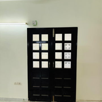 Room in 3 BHK Villa at Sector 21 – for Rent