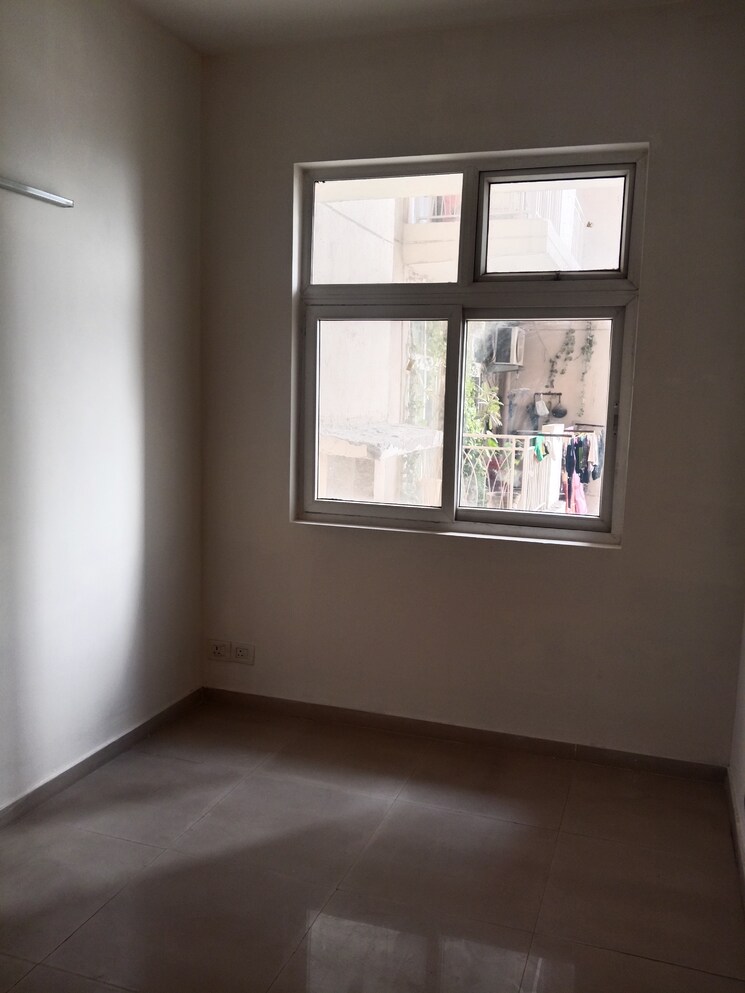 Cover Image, mahagun-mywoods-ii 2 Bedroom 935 Sq.Ft. Apartment In Sector 16c Greater Noida Greater Noida 9728224