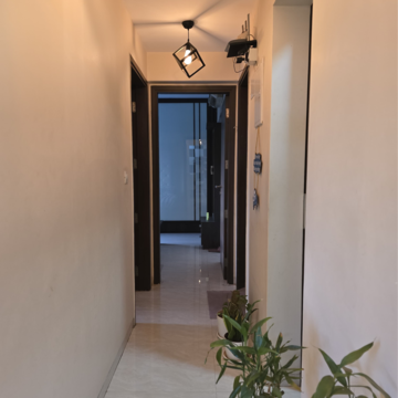 Furnished Amenities in 2 BHK Apartment at Supreme 19, Lokhandwala Complex – for Rent
