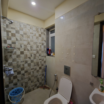 Bathroom in 2 BHK Apartment at Supreme 19, Lokhandwala Complex – for Rent