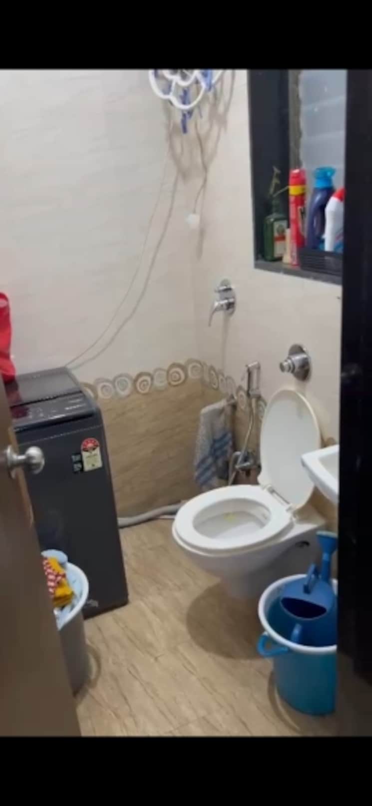 Bathroom, sethia-sea-view 1.5 Bedroom 500 Sq.Ft. Apartment In Goregaon West Mumbai 9728271