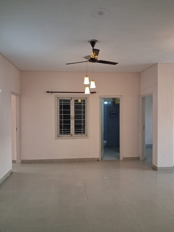 Room in 2 BHK Builder Floor at Unitech South City II, Sector 50 – for Rent