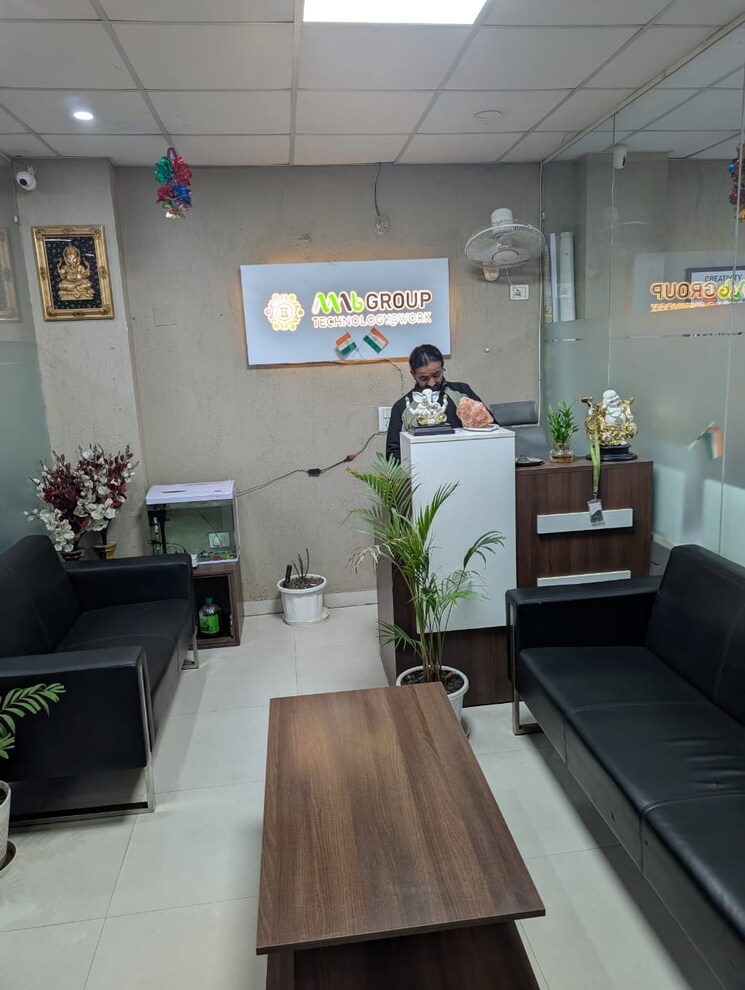 Team Area, sector 16 Commercial Office Space in IT/SEZ 800 Sq.Ft. In Sector 16 Noida 9728302