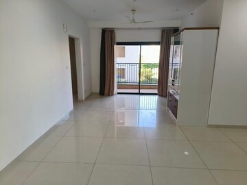 Room in 3 BHK Apartment at Jakkuru – for Rent