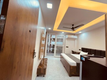 Balcony in 1 RK Builder Floor at Sector 55 – for Rent