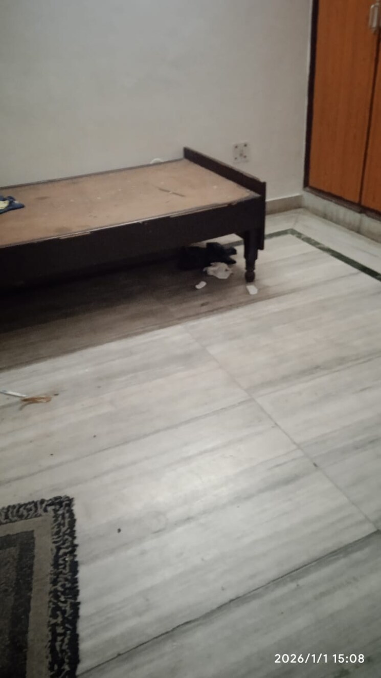  Parking, rajat vihar 2 Bedroom 800 Sq.Ft. Builder Floor In Rajat Vihar Noida 9728375