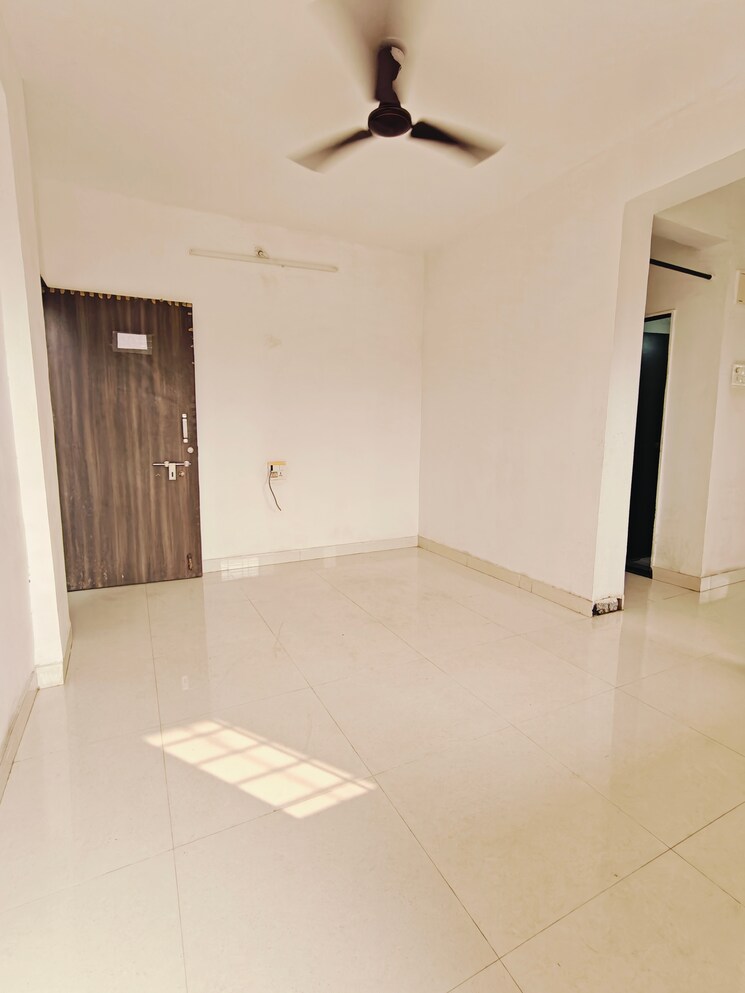 Room, madhuban-satin-brick 1 Bedroom 560 Sq.Ft. Apartment In Kharadi Pune 9728390