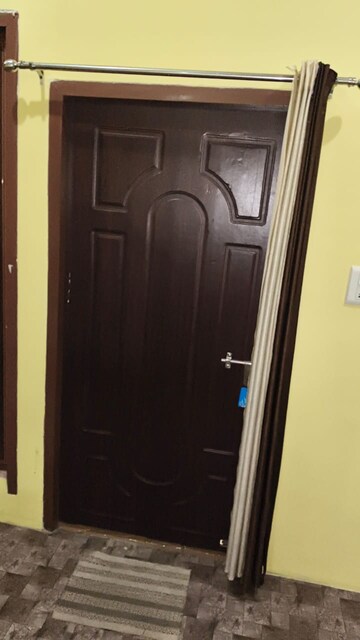 Building Lobby in 1 RK Independent House at Gomti Nagar – for Rent