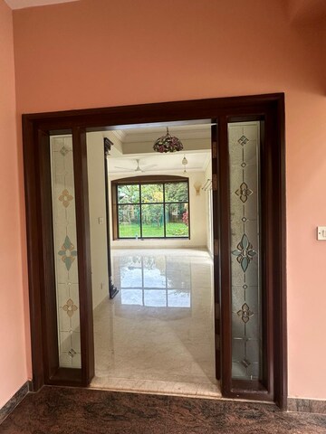 3.5 BHK Villa – Entrance View at Brookefield - for Rent