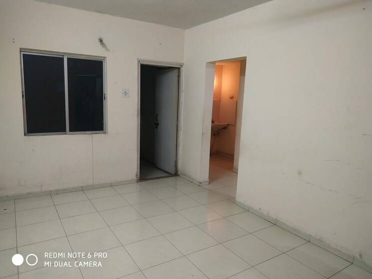 Room, shantiban-chsl 1 Bedroom 650 Sq.Ft. Apartment In Vishrantwadi Pune 9728425