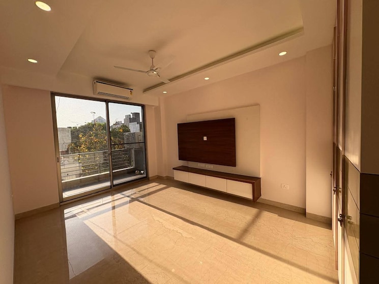 Cover Image, saket 3.5 Bedroom 1800 Sq.Ft. Apartment In Saket Delhi 9728470