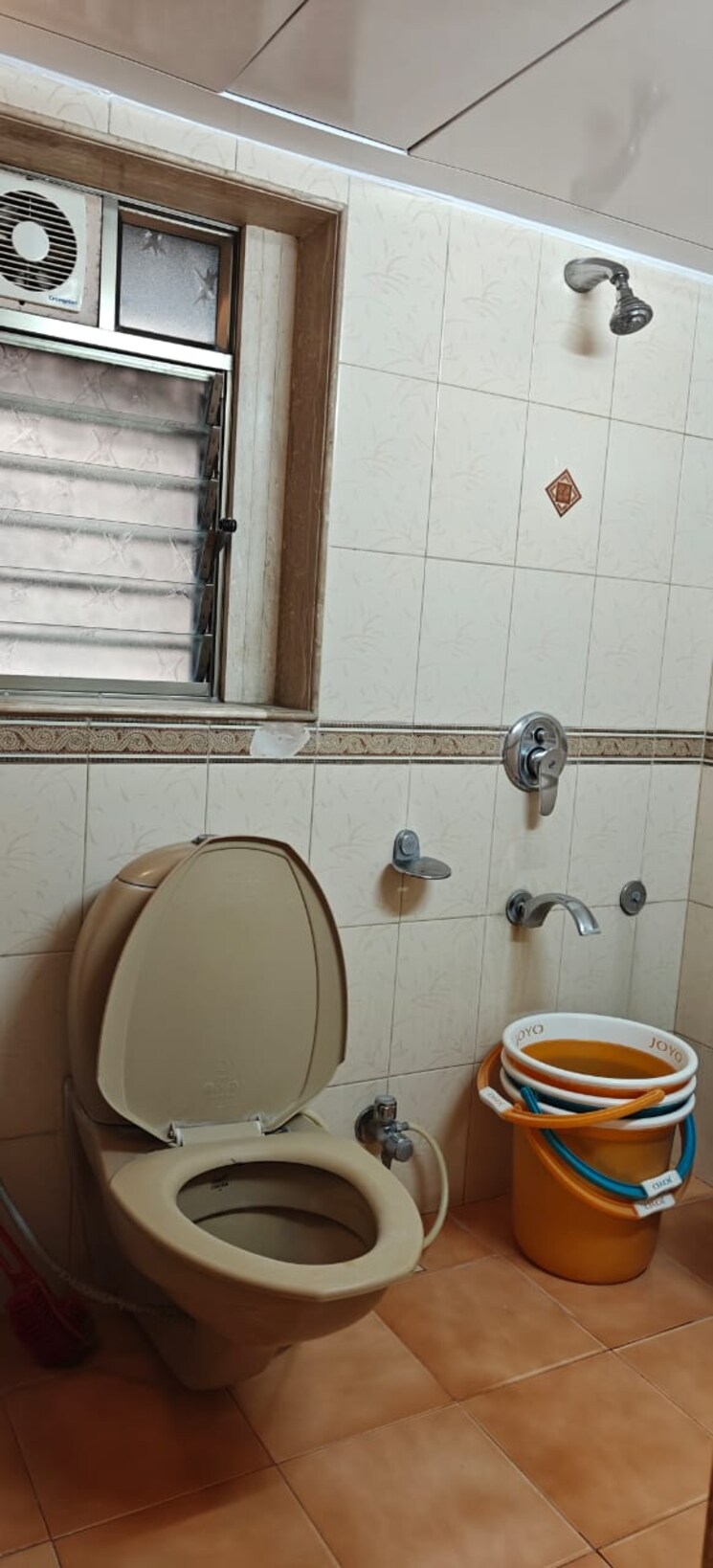 Bathroom, shubh-apartments 2 Bedroom 800 Sq.Ft. Apartment In Worli Mumbai 9728485