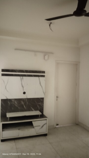 Furnished Amenities in 2 BHK Apartment at Gaurs Siddhartham, Siddharth Vihar – for Sale