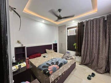 Bedroom in 3 BHK Builder Floor at M3M Atrium, Sector 57 – for Rent