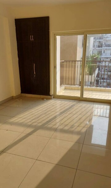3 BHK Apartment For Rent in Panchsheel Greens II, Sector 16 Greater Noida