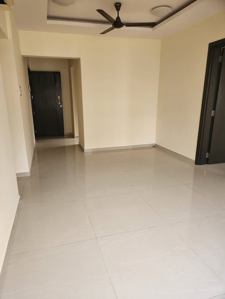 Room, lalani-grandeur 2 Bedroom 651 Sq.Ft. Apartment In Goregaon East Mumbai 9728523