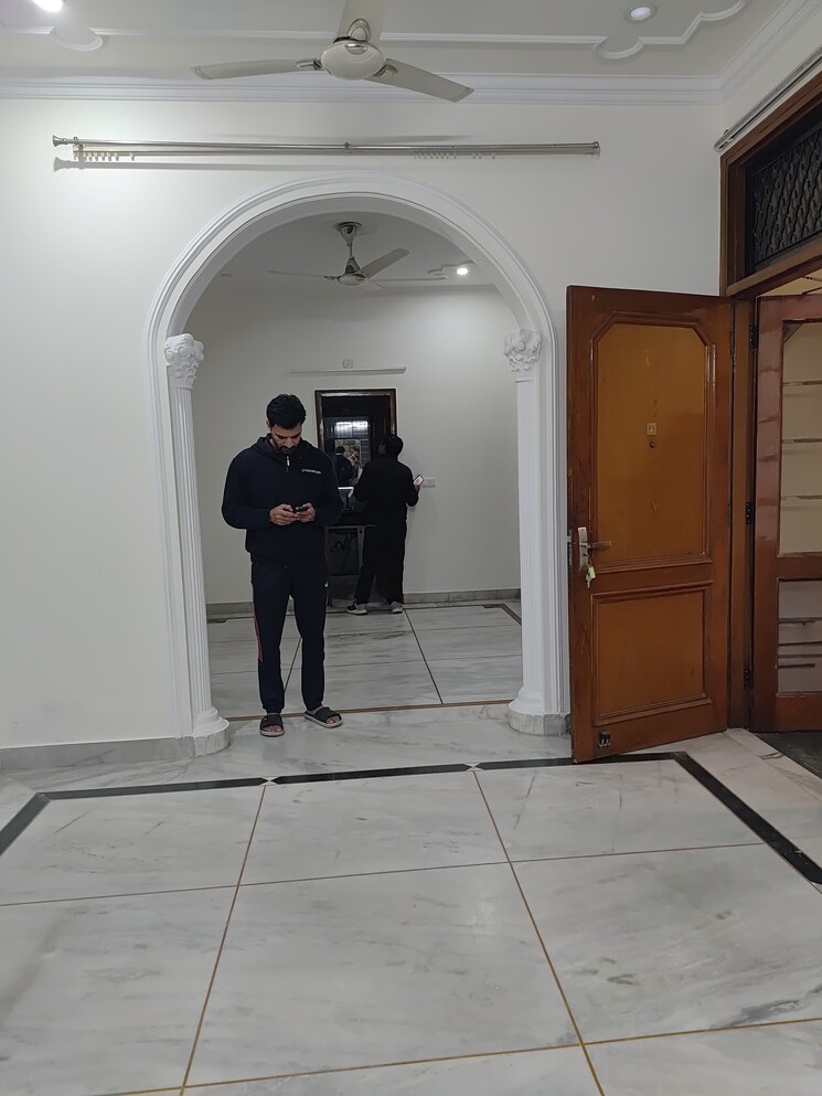 Cover Image, s-s-southend 3 Bedroom 1600 Sq.Ft. Builder Floor In Sector 49 Gurgaon 9728524