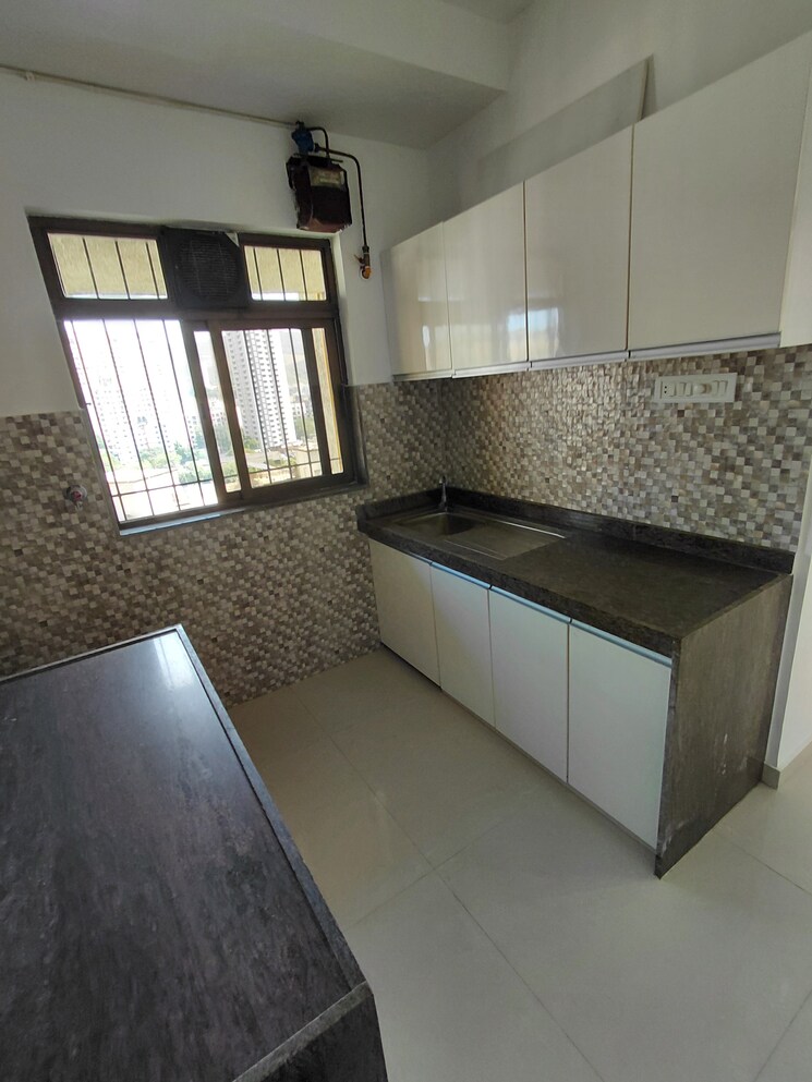 Kitchen, lalani-grandeur 2 Bedroom 651 Sq.Ft. Apartment In Goregaon East Mumbai 9728535