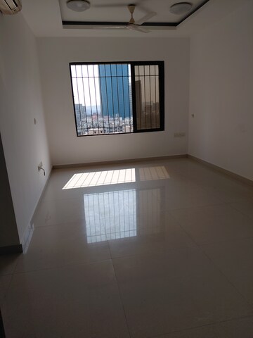 2 BHK Apartment For Rent in Lalani Grandeur, Goregaon East