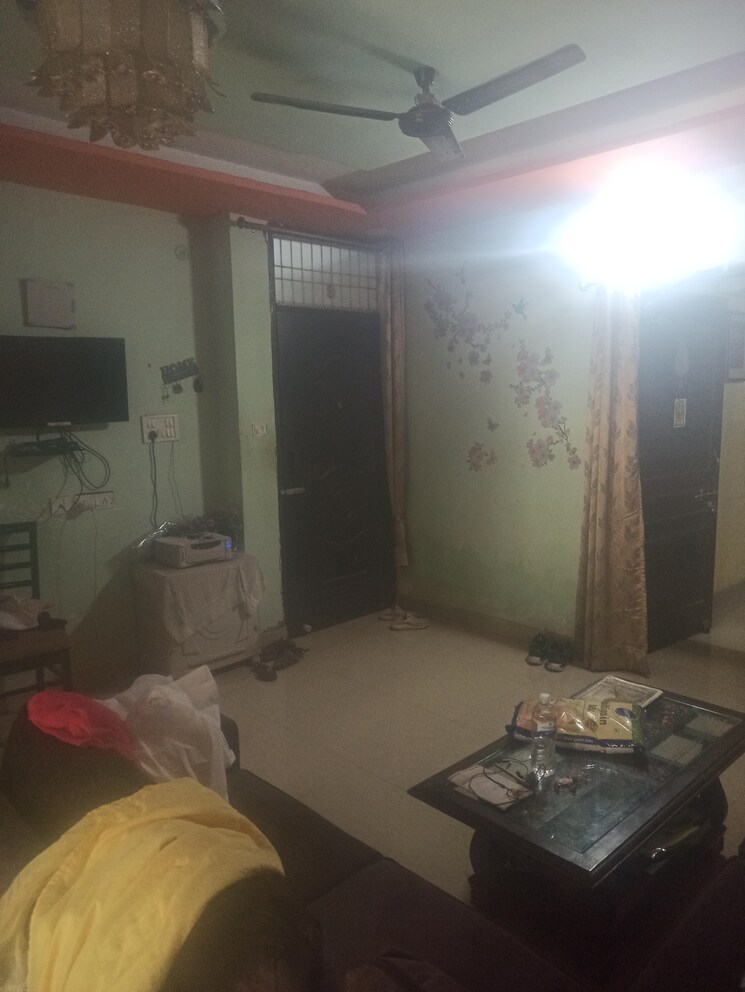 Room, newada 2 Bedroom 1100 Sq.Ft. Apartment In Newada Varanasi 9728353