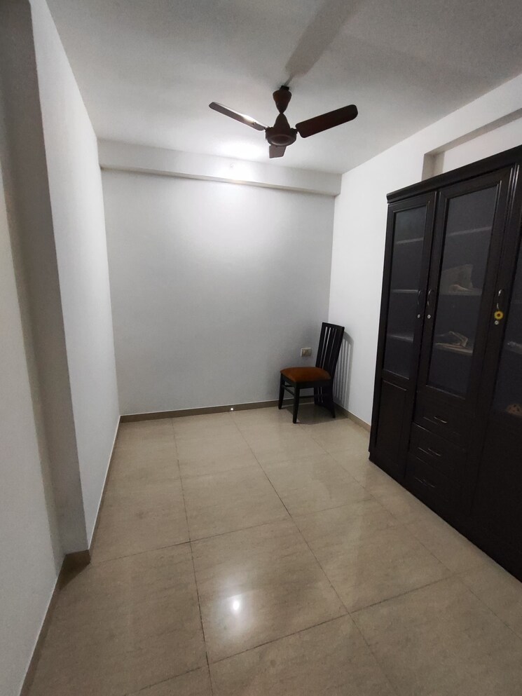 Room, hiranandani-estate 3 Bedroom 1385 Sq.Ft. Apartment In Ghodbunder Road Thane 9728549